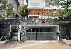 Luka Seaside Exterior 4
